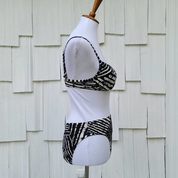Victorias Secret high waist bikini - Picture 5 of 11